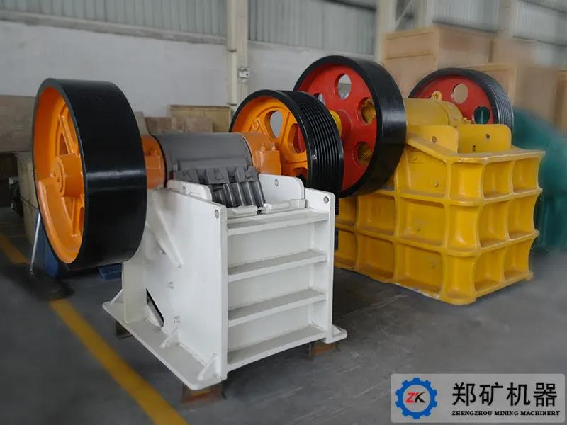 顎式破碎機(jī)1.jpg