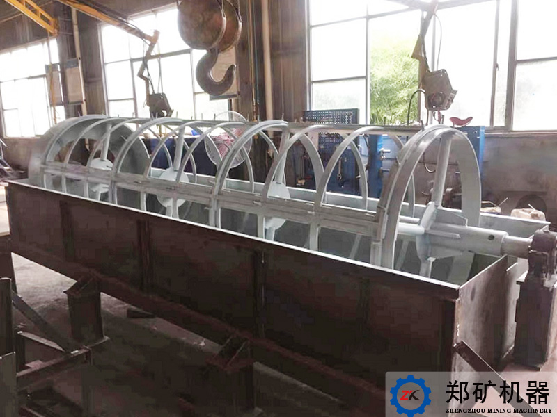 意大利GS1660滾筒篩設(shè)備用于粘土長(zhǎng)石和石英石混合料篩分項(xiàng)目